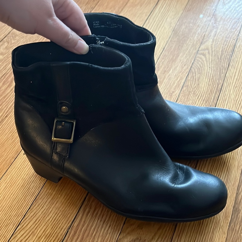 Clarks Leather Booties with Suede Detail X0233
